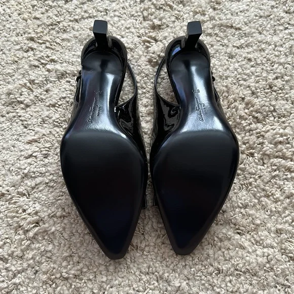 Salvatore Ferragamo Karine Black Patent Leather Pump NWT - Picture 8 of 13